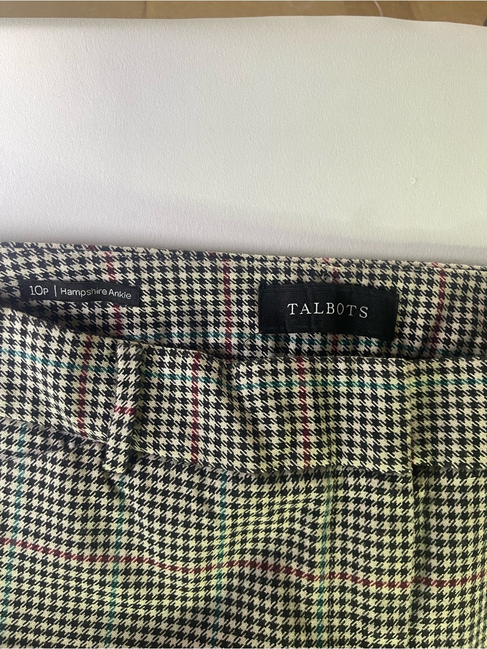 Talbots Black and White Cropped Houndstooth Ankle Pants - Picture 8 of 8